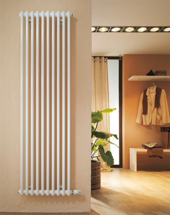 Радиаторы отопления вертикальные с нижним